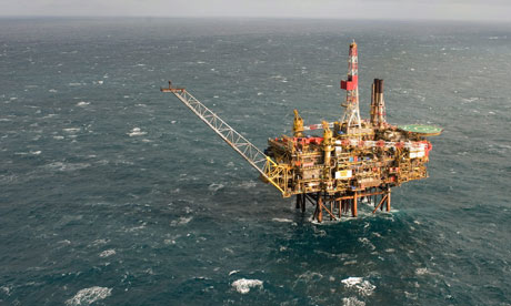 海上溢油如何应急处理？