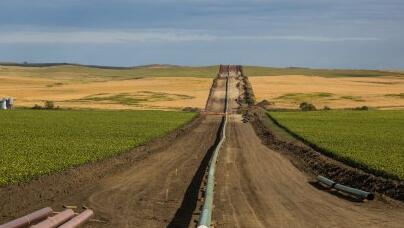 特朗普推进的Keystone XL、达科他输油管线项目遭受到印第安部落的强烈反对